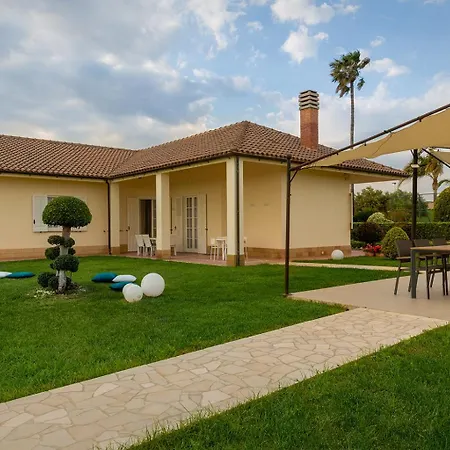 Sicily Summer Breeze * Ispica